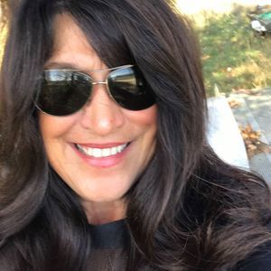 Meet your Posher, Janine